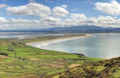 Kerry_Dingle_Inch_Beach_Wide_Sandy_Beaches_Photo_by_Irelands_Content_Pool