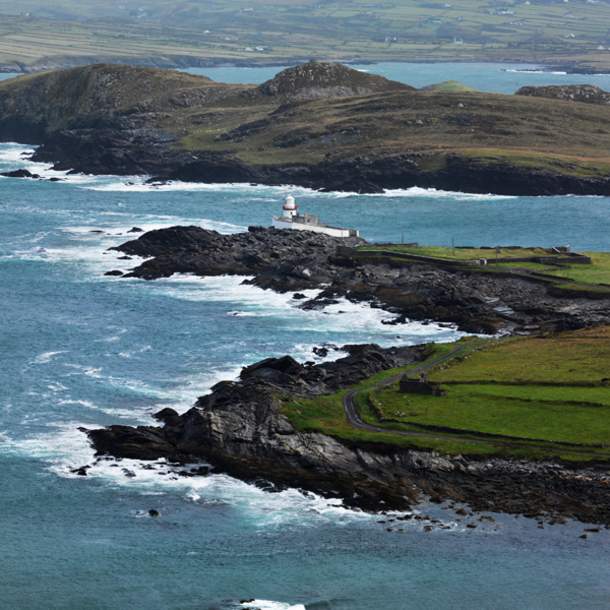 Cromwell_Point_Lighthouse_Valentia_Co_master_1_