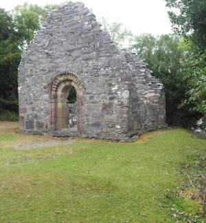 Killarney_Innisfallen_Abbey_46_