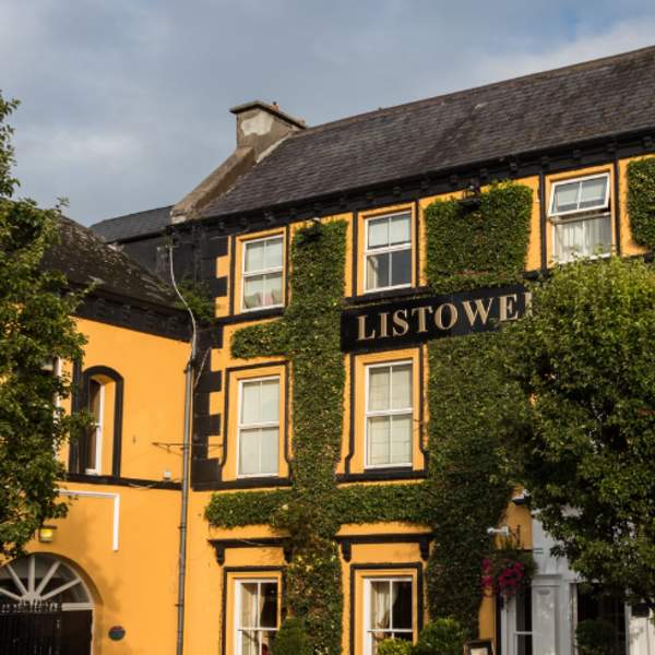 Exterior of hotel in Listowel